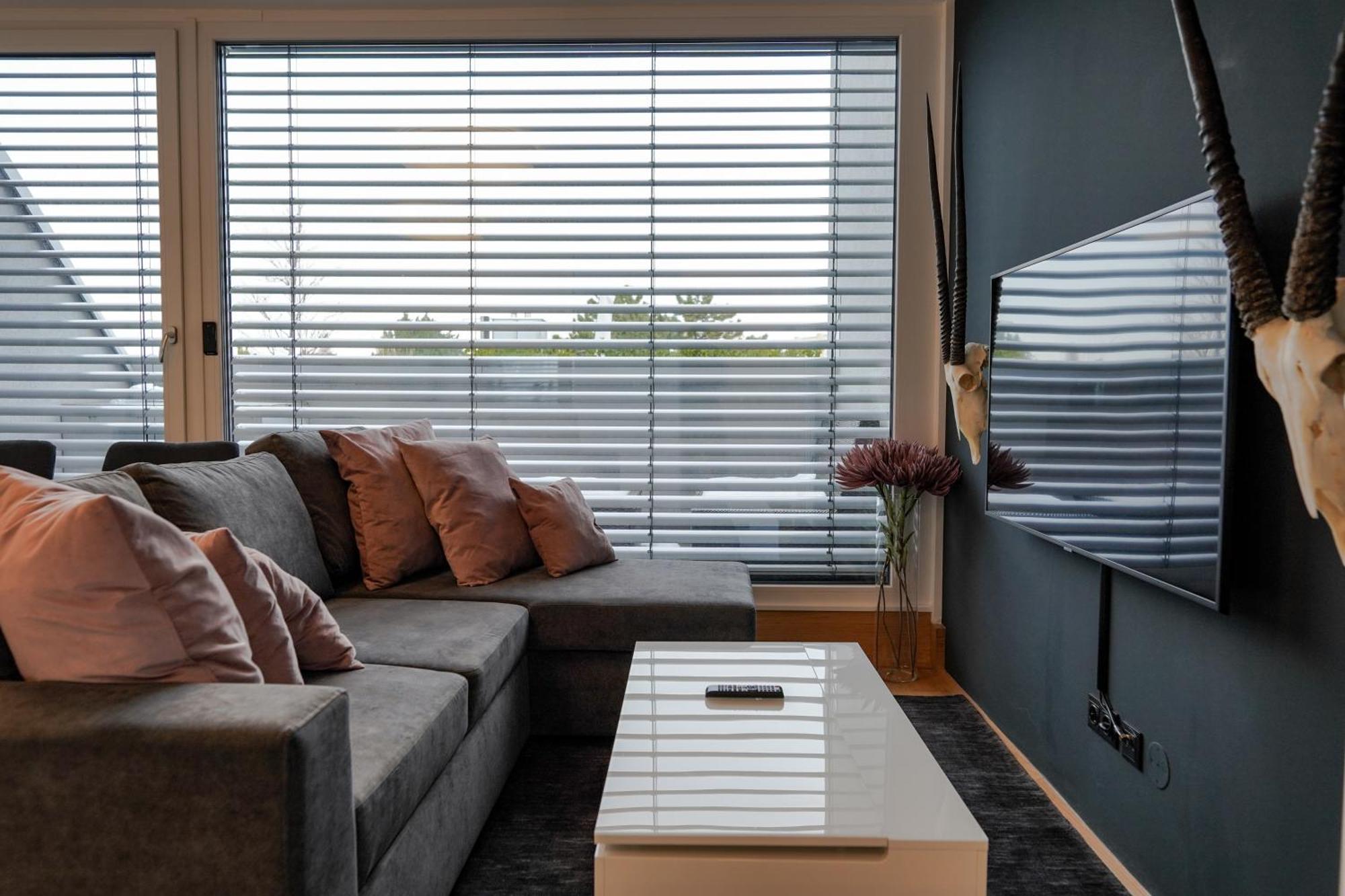 Modern Stylish Design With Free Parking Emily Apartamento *