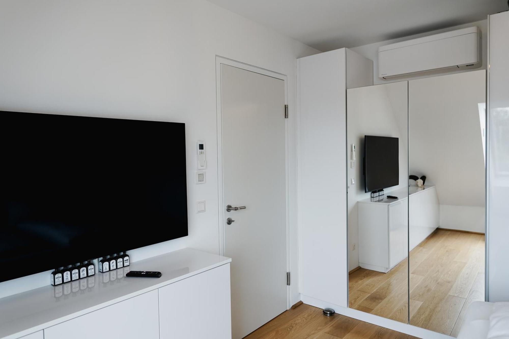 Modern Stylish Design With Free Parking Emily Apartamento